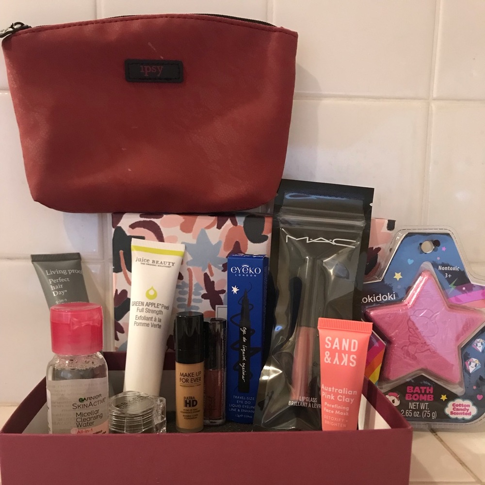Mac Birchbox Ipsy  beauty Bundle